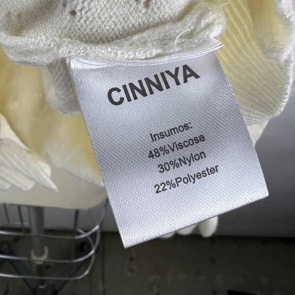 💚 2963. Ruffled Button Front Cream Cardigan - Picture 6 of 7